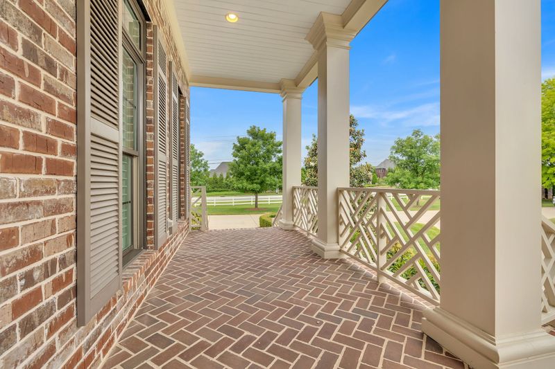 2106 Lovelace Ln, Murfreesboro, TN 37130