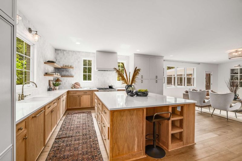 2369 Henpeck Ln, Franklin, TN 37064