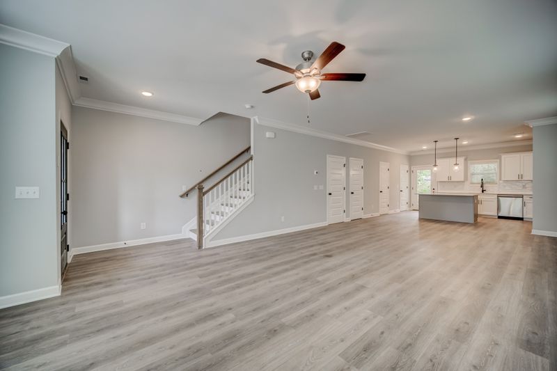 244 Holywell Dr, Gallatin, TN 37066