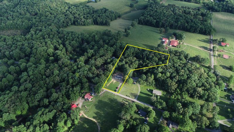 227 Carter Ridge Rd, Westmoreland, TN 37186