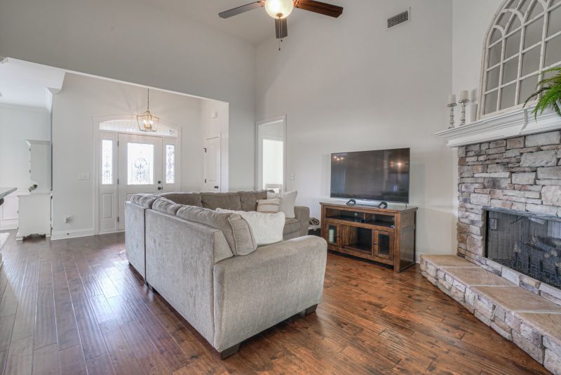 2514 Tellyman Ave, Murfreesboro, TN 37130