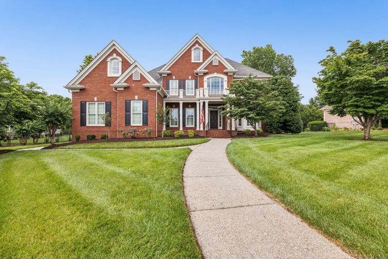 211 Waterbury Cir, Franklin, TN 37067