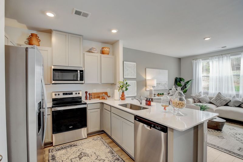 220 Redhead Ln, Lebanon, TN 37090