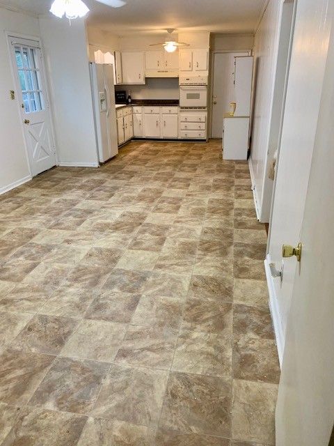 2502 Hickory Dr, Springfield, TN 37172
