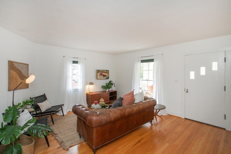 1019 Granada Ave, Nashville, TN 37206