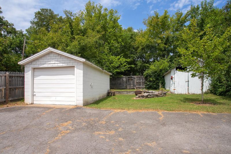 1019 Granada Ave, Nashville, TN 37206
