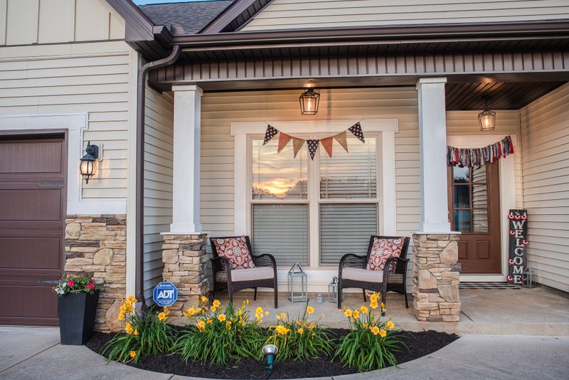 680 Laurel Ln, Murfreesboro, TN 37127