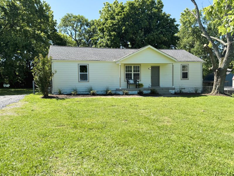 6420 Amanda Way, Murfreesboro, TN 37129
