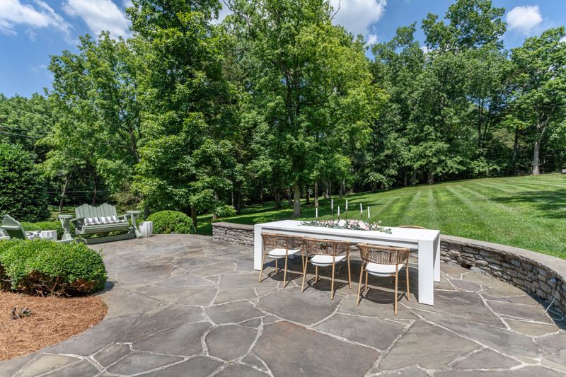 756 Darden Pl, Nashville, TN 37205