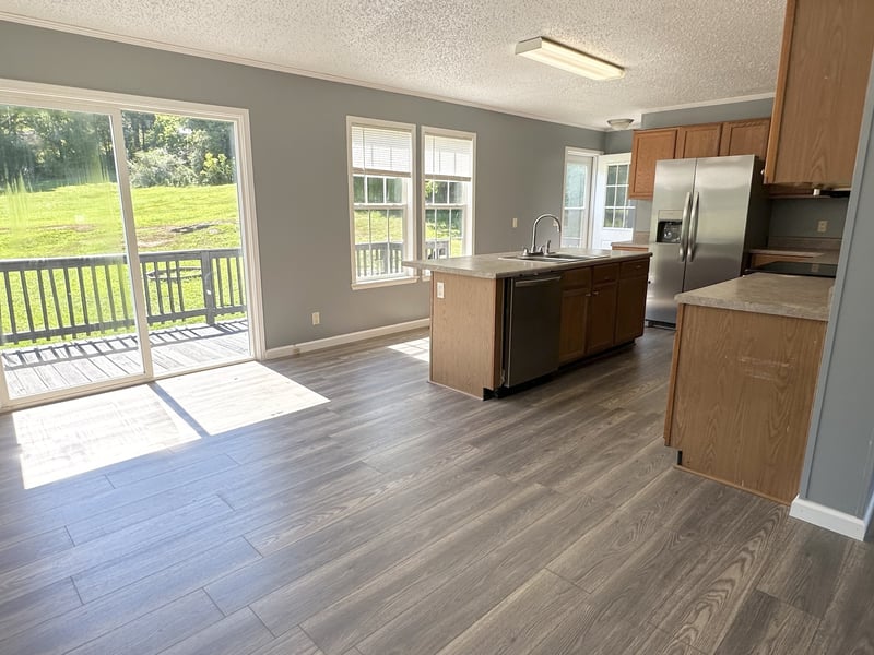 171 Maple St, Gordonsville, TN 38563