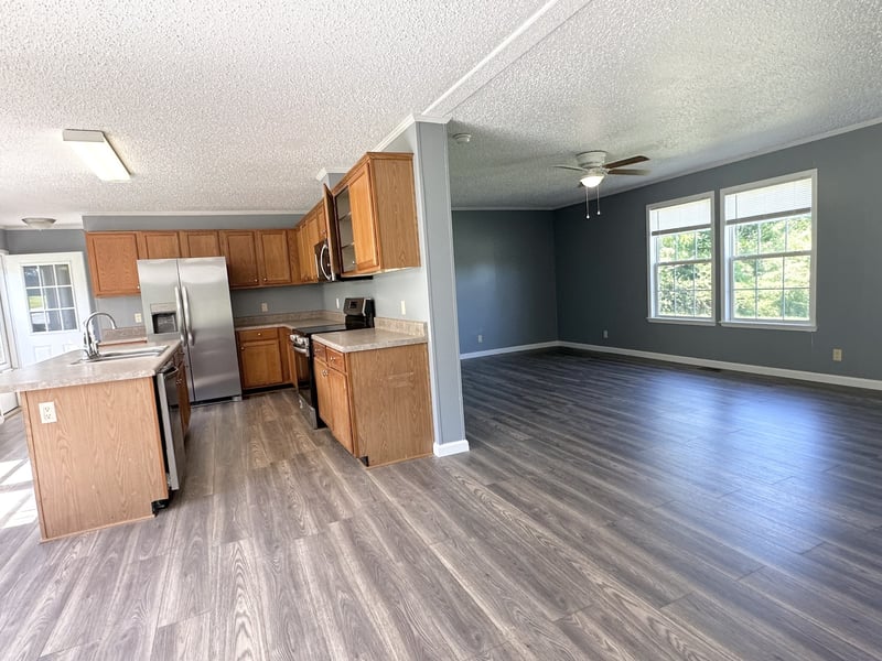 171 Maple St, Gordonsville, TN 38563