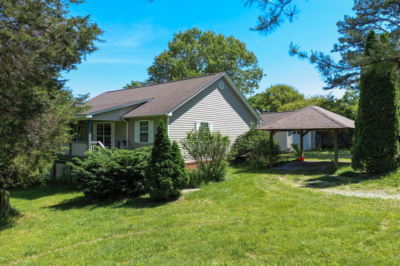 213 S Moore Rd, Rising Fawn, GA 30738