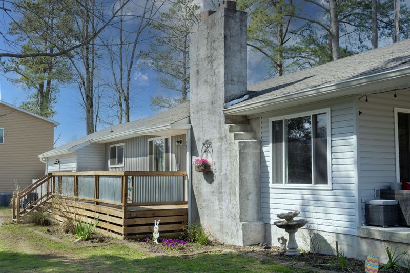 461 Poplar St, Trenton, GA 30752