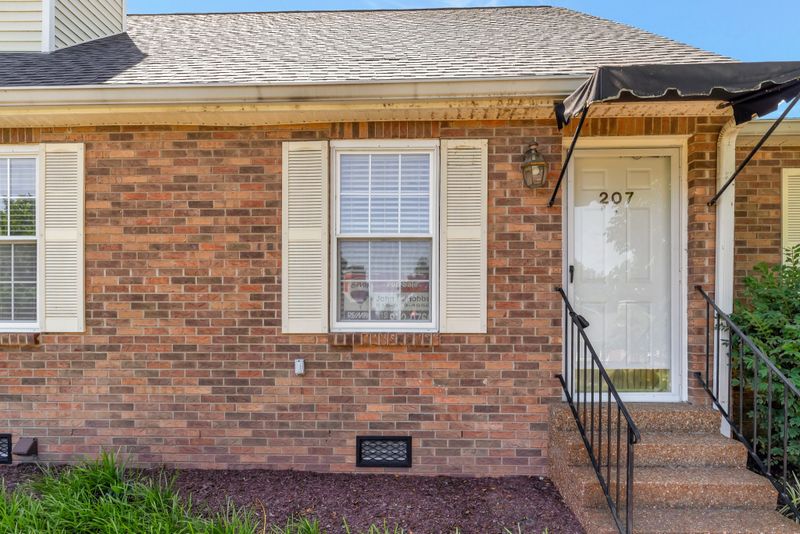 207 Cumberland Trce #207, Nashville, TN 37214