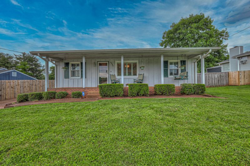 4408 Falling Leaf Ln, Nashville, TN 37207