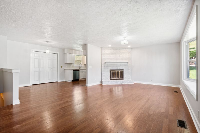 103 Valley View Ct, Hendersonville, TN 37075