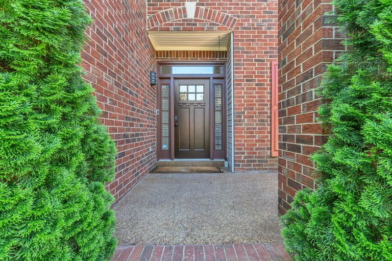 372 Cannonade Cir, Franklin, TN 37069