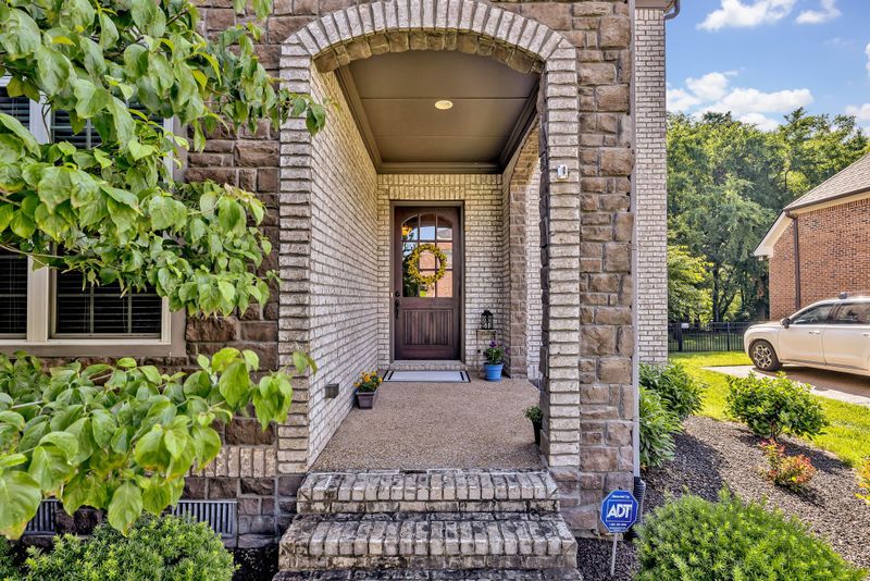 2028 Brisbane Dr, Spring Hill, TN 37174