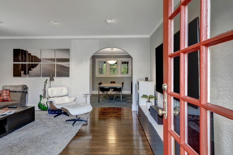 1204 Kenwood Dr, Nashville, TN 37216