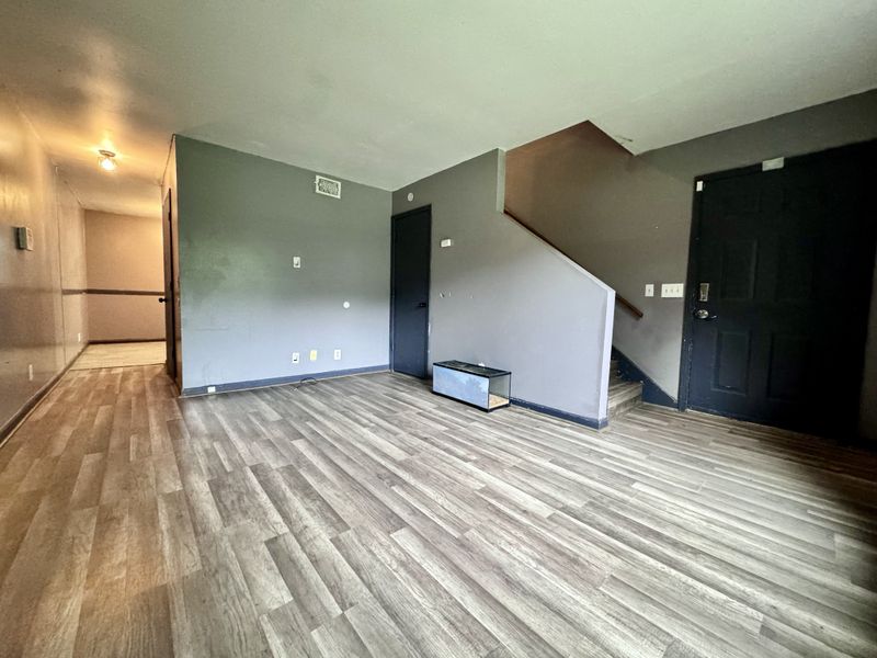 715 Holder Dr, Nashville, TN 37217