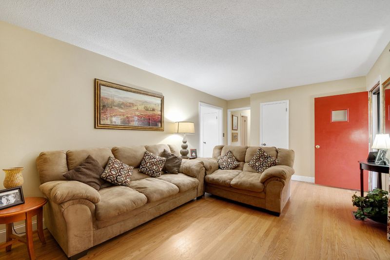 365 Wooten Rd, Ringgold, GA 30736