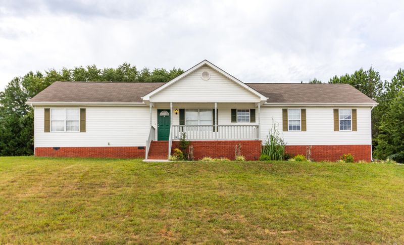 523 Eagleview Dr, Ringgold, GA 30736
