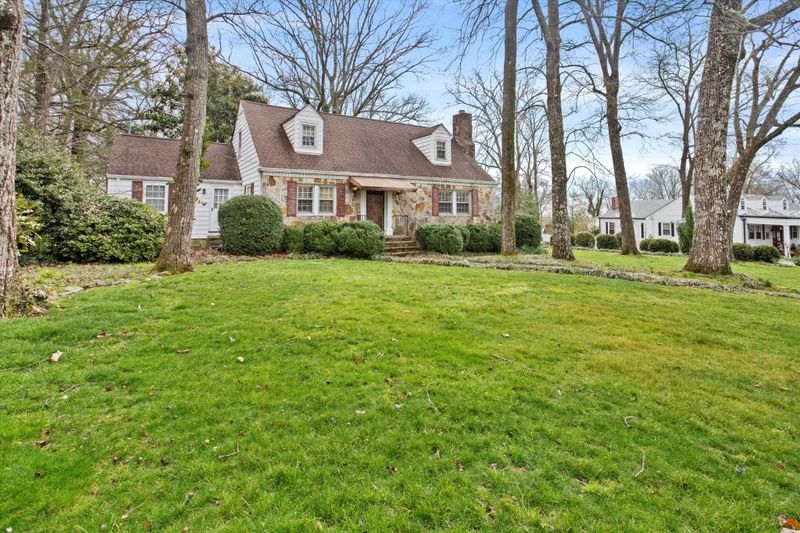 1413 Cinderella Rd, Lookout Mountain, GA 30750