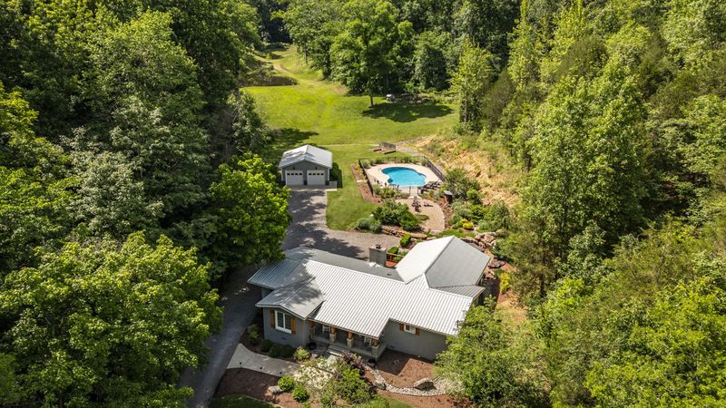 8624 Cub Creek Rd, Nashville, TN 37209