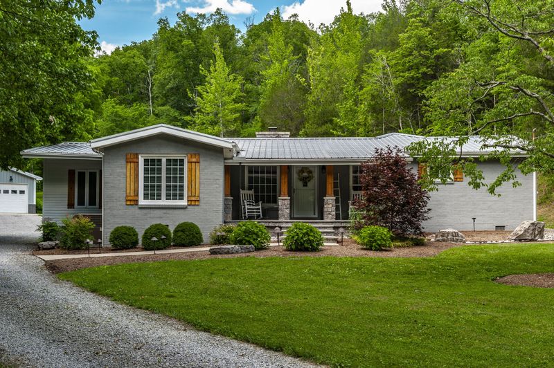 8624 Cub Creek Rd, Nashville, TN 37209