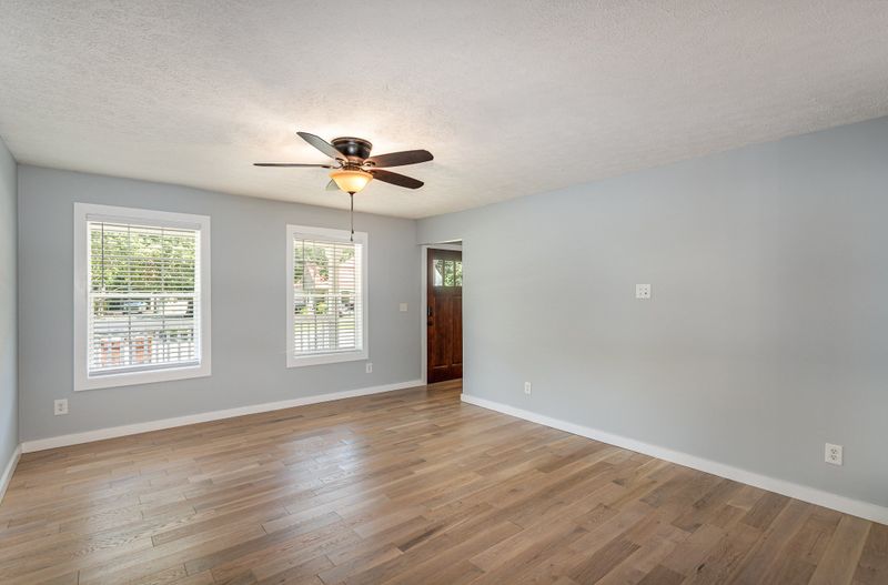 4147 Hampshire Pike, Hampshire, TN 38461