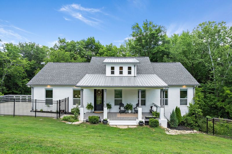 805 Oak Knoll Cir, Mount Juliet, TN 37122