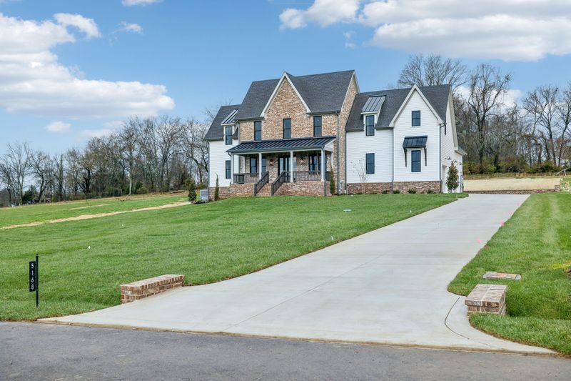 5168 Bond Mill Rd, Thompsons Station, TN 37179