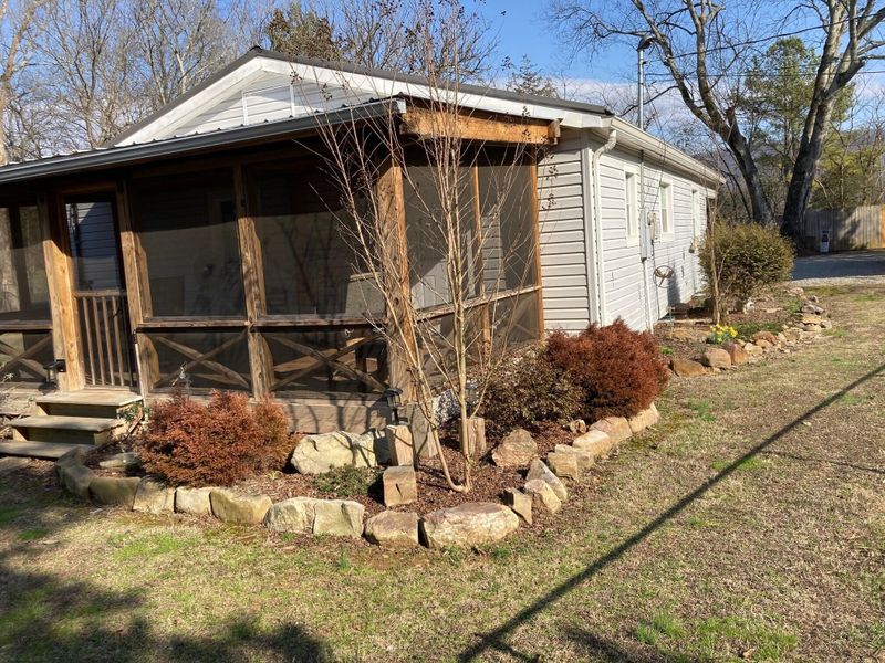 175 Lee St, Trenton, GA 30752