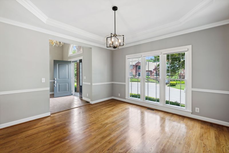 6777 Autumnwood Dr, Nashville, TN 37221