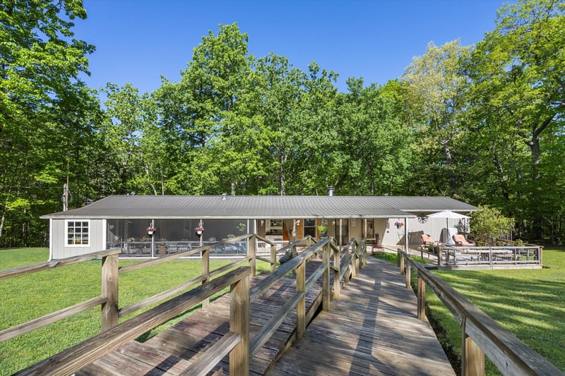 567 Dale Trl, Menlo, GA 30731