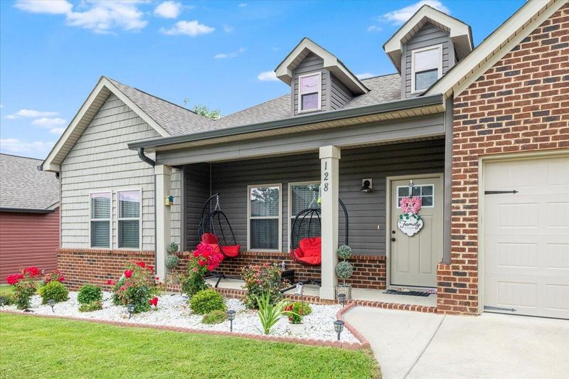 128 Franklin Cir, Fort Oglethorpe, GA 30742