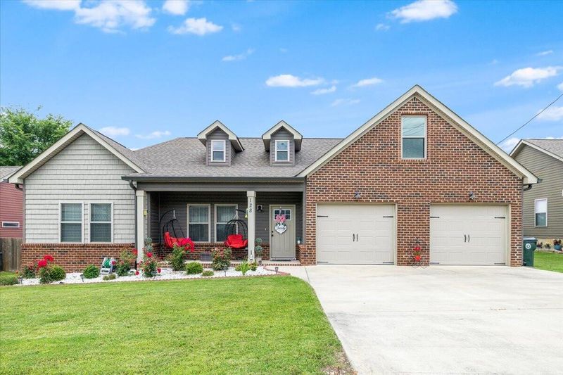 128 Franklin Cir, Fort Oglethorpe, GA 30742