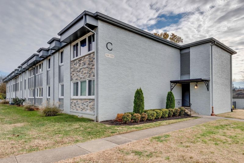 1900 Richard Jones Rd #C202, Nashville, TN 37215