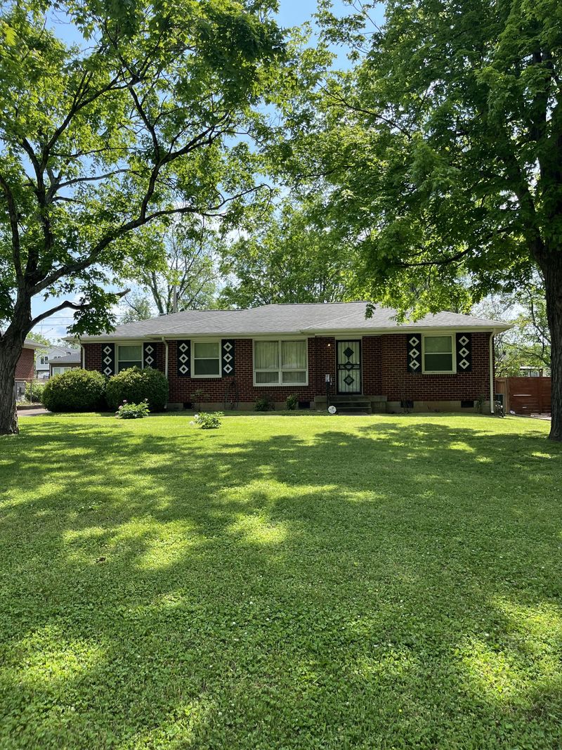 535 American Rd, Nashville, TN 37209