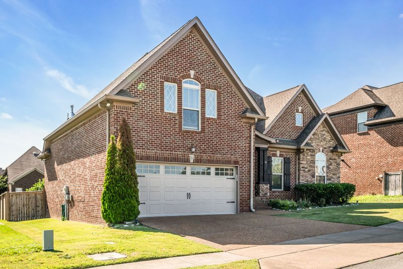 14 Bridgeport Way, Mount Juliet, TN 37122