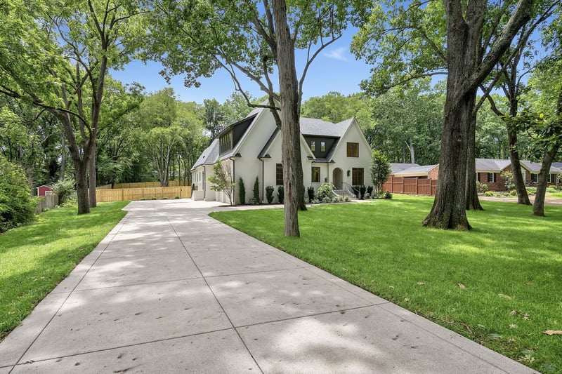 6325 Bresslyn Rd, Nashville, TN 37205