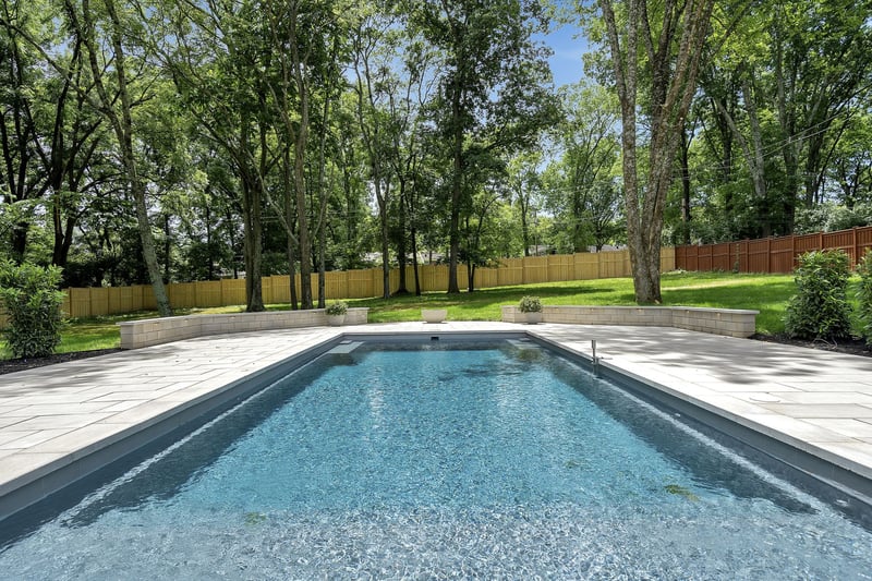 6325 Bresslyn Rd, Nashville, TN 37205