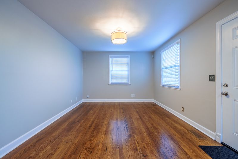 3800 Lookout Dr, Nashville, TN 37209