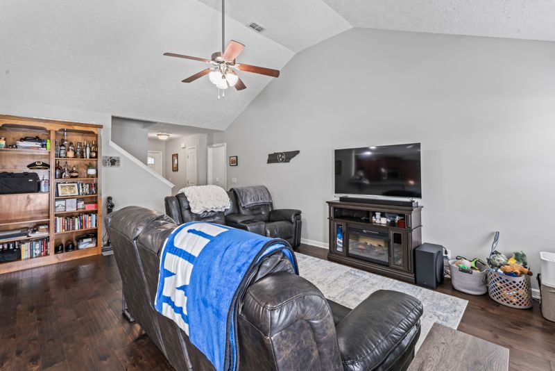 3361 Tourmaline Dr, Murfreesboro, TN 37128