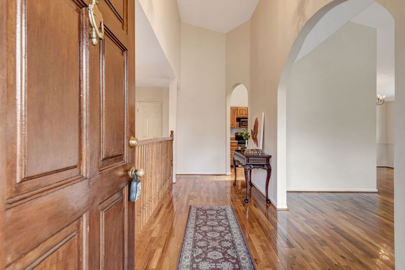 310 Autumn Chase Dr, Nashville, TN 37214