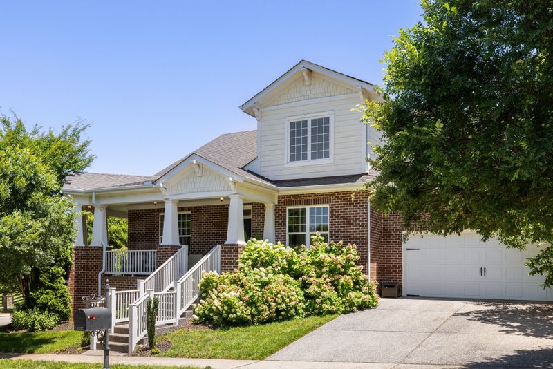 476 Molly Bright Ln, Franklin, TN 37064