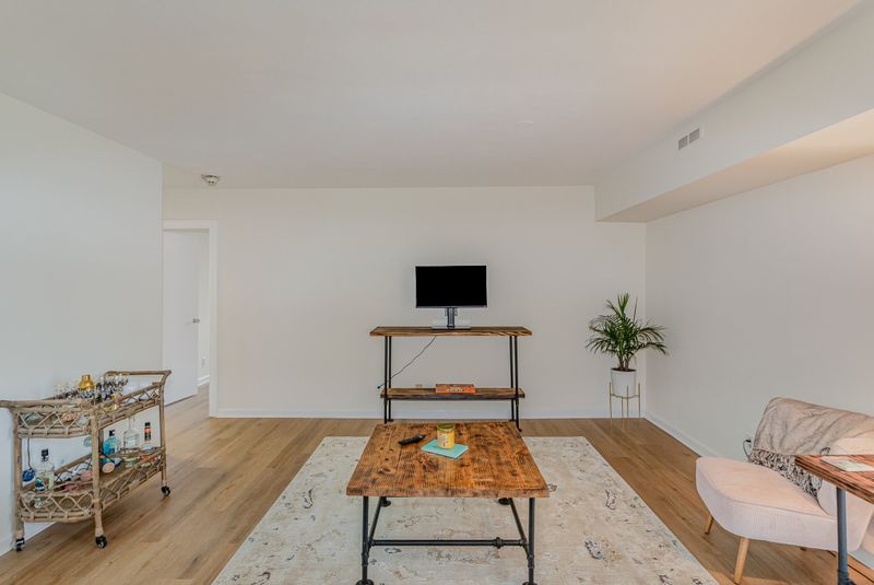 3415 West End Ave #401, Nashville, TN 37203