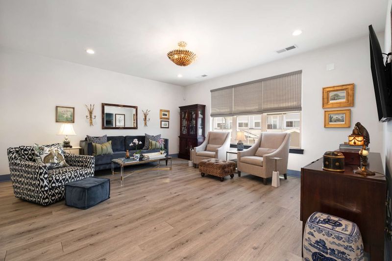 7023 Westside Cir, Nashville, TN 37205