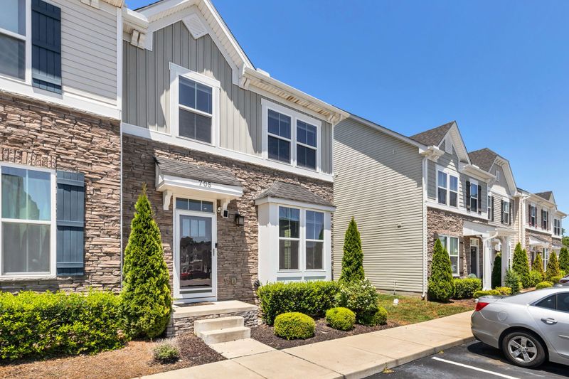 4316 Summercrest Blvd #705, Antioch, TN 37013