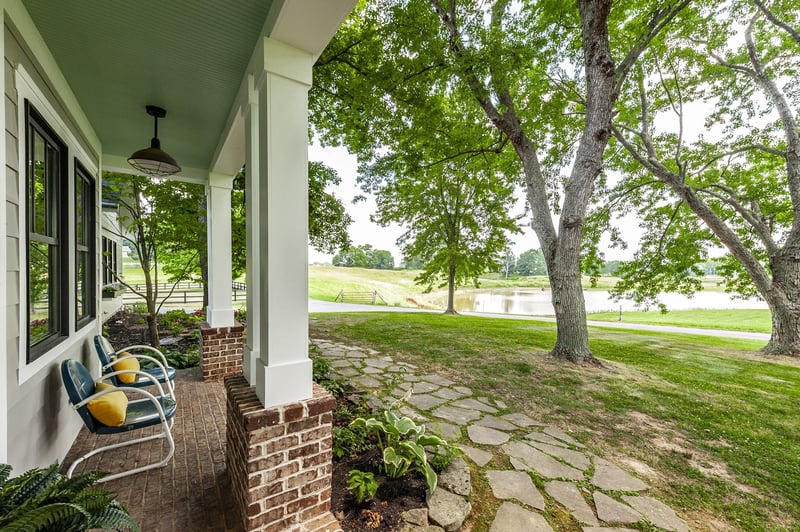 1050 Durham Ln, Springfield, TN 37172